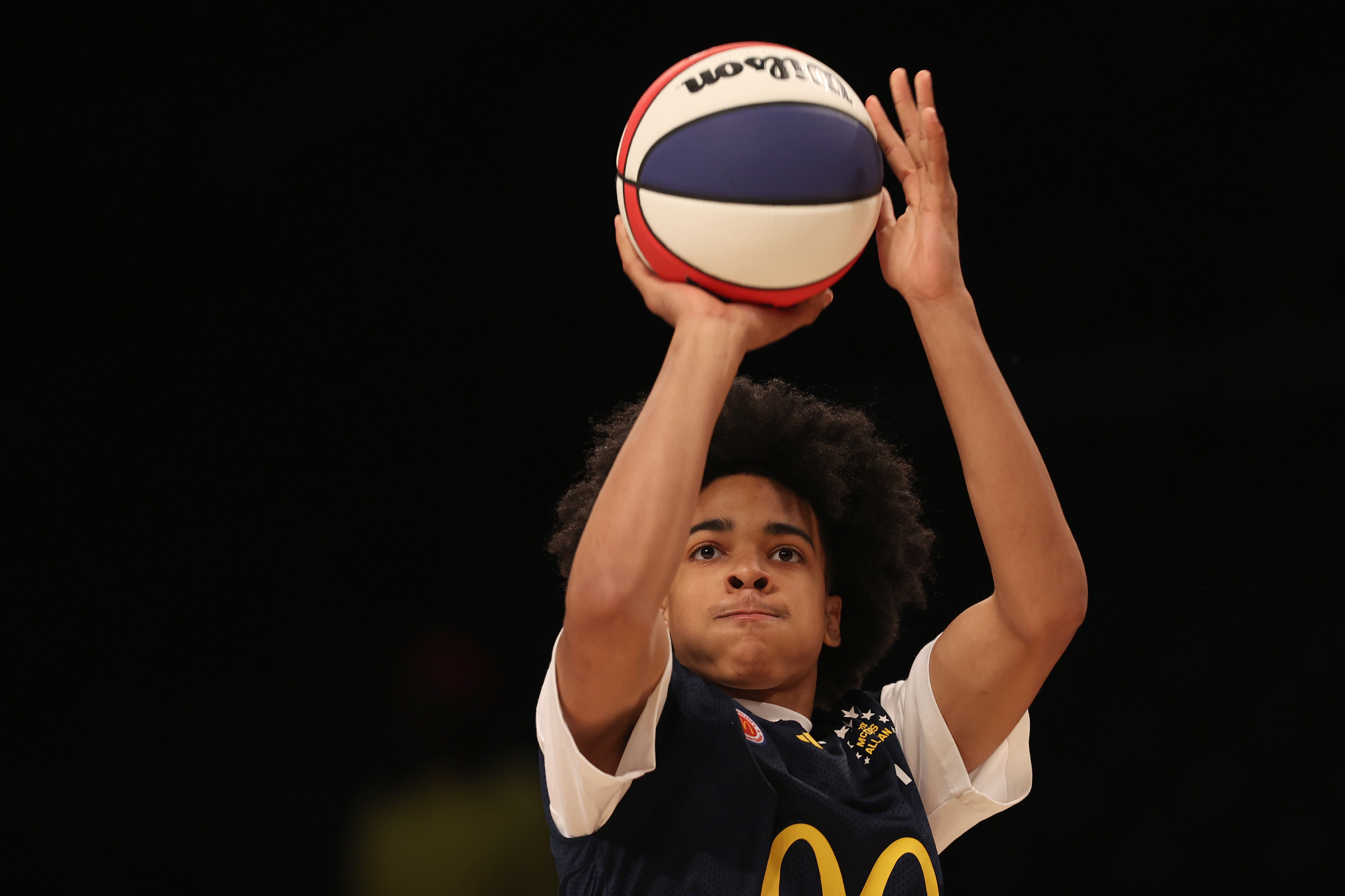 Point guard recruit Mikel Brown Jr. will be a key component on the 2025-26 Louisville Cardinal team. (Photo Credit: IMAGN)